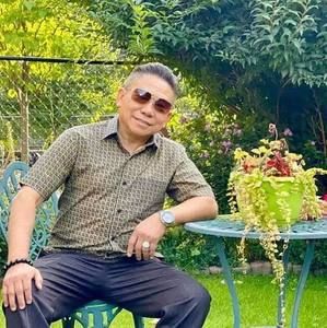 Meet your Posher, Paul kim-chung